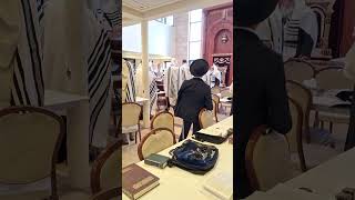 Mazal Tov song in an Israeli synagogue during Shacharit prayers [upl. by Corrina]