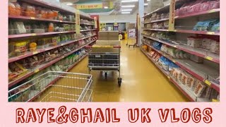 ONE OF LONDONS FAMOUS CHINESE SHOPS AT WING YIP  RAYE amp GHAIL UK VLOGS [upl. by Hope]