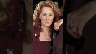 Meryl Streep 60 Second Bio [upl. by Grimbal]