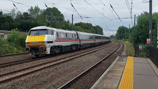 Trains At Arlesey ECML 13724 [upl. by Trella281]