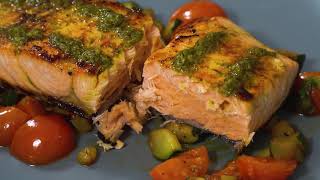 Salmone con verdure in padella Come cucinare salmone [upl. by Godard]