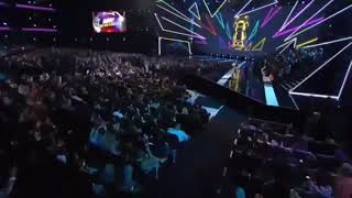 RDMA 2016Sofia Carson amp Sabrina Carpenter send the trophy to Ariana Grande [upl. by Assilen]