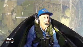 96yearold WWII pilot takes flight again in Tampa [upl. by Eilyw]