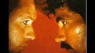 Hall And Oates  One On One [upl. by Suilenroc482]