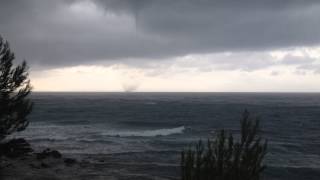 Mini tornade au large de Carry le rouet le 24 septembre 2014 [upl. by Iralav685]