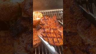 Reverse Sear pork chops on the Weber Searwood [upl. by Eidnak]