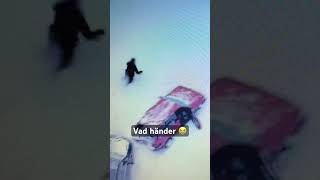 Polis jakt i snön är inte den snabbaste fördig roligt roligaklipp svenskaklipp polisen [upl. by Drahsir745]