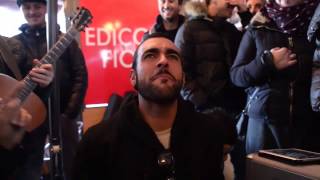 SPECIALE Marco Mengoni allEdicola Fiore [upl. by Ruford]