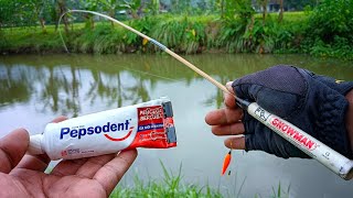 Membuat joran meracik umpan merakit pancing  Mancing wader di sawah otodidak7 [upl. by Cimah195]