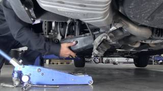 How To Install an Arnott Remanufactured Rear Air Strut in a 0712 SClass [upl. by Meadows]