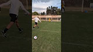 GK TRAINING VIDEOS 🧤⚽🥅goalkeepertraining football futbol goalkeeperdrills soccershorts [upl. by Lianne]