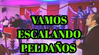 VAMOS ESCALANDO PELDAÑOS CORO PENTECOSTAL DE FUEGO CRISTIANO LOS INNOVADORES DEL REINO [upl. by Enner]