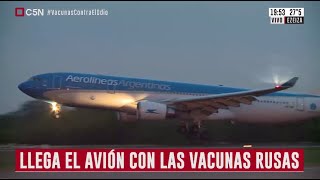 Llegó el quinto avión de Aerolíneas con más de 500000 dosis de la vacuna Sputnik V desde Rusia [upl. by Aekahs]