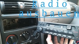 Auto Radio ausbauen ohne Entriegelungswerkzeug  Opel Astra G  How to remove a car radio [upl. by Brian]