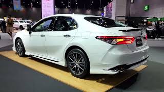 New Toyota Camry 25 Hybrid Premium Luxury CVT Modellista [upl. by Finella]