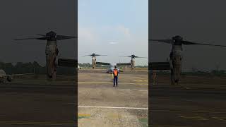 Aircraft Marshaller Bell Boeing V22 Osprey In Action From Halim Perdanakusuma Airport [upl. by Kenyon]