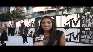 Celebs Vote Justin Bieber For Best New Artist VMA On The White Carpet With Vanessa Mujica [upl. by Weiman]