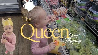 Queen Aubrey Seeks the Approval From the Store Employees [upl. by Eireva]