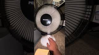 Pelonis Table Fan with Lasko Table Fan Blade [upl. by Briny]