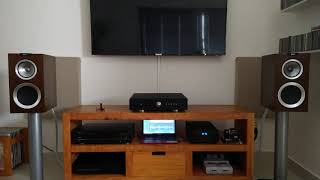 Primare i21  Kef R300  Wyred4Sound [upl. by Mond]