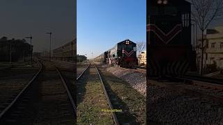 Rehman Baba Train Pass Through Kala Gujran shorts viral train [upl. by Urbano925]