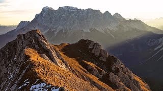 Sonnwendfeuer an der Tiroler Zugspitze [upl. by Ahsema432]