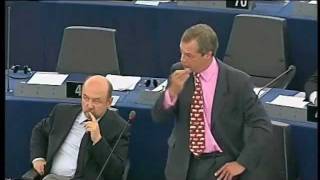 Farage Isnt the EU quite as bad as the USSR Mr Tusk cc italiano [upl. by Ettessil72]