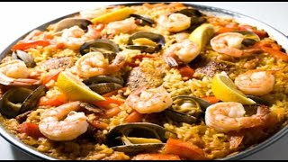 Paella espagnole Recette authentique de la paella au fruit de mer [upl. by Sandry]