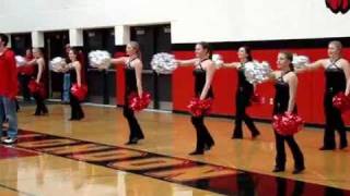 New London High School Dance Team Sidelines [upl. by Rudolfo]