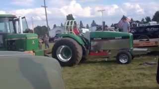 Andy McConnell new Oliver pulling tractor warming up  Cu [upl. by Hollington]