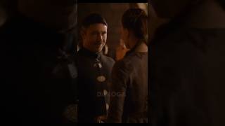 Lord Baelish ofrece ayuda a Sansa Stark juegodetronos [upl. by Giarg]