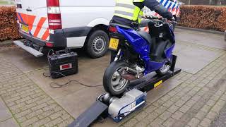 Fast Yamaha Aerox 70cc caught by police [upl. by Chantal]