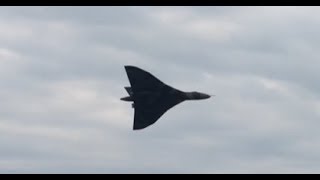 Vulcan Bomber Longest Howl XH558 [upl. by Eudocia]