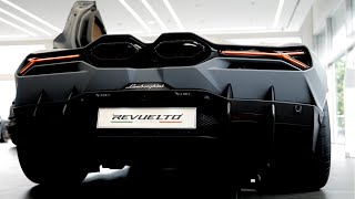 Walkaround of the 2024 Lamborghini Revuelto [upl. by Asilahs]