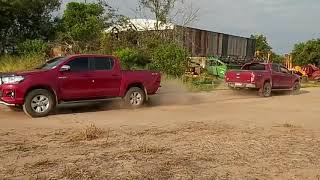 Toyota Hilux vs Chevrolet S10 [upl. by Ramsay483]