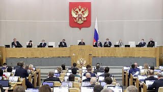 Alta tensione RussiaUcraina dopo il riconoscimento di Putin delle repubbliche separatiste [upl. by Leahcimnaj684]