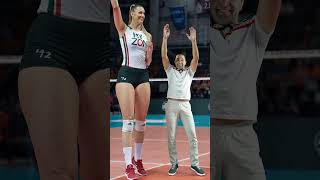 Super Tall Woman Volleyball Player Dances Her Way to VIRAL Fame  Very Tall Girl [upl. by Deanna906]