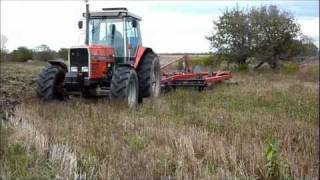 Chisel plowing with Massey 3660 and Case IH 6650 [upl. by Ahseenat548]