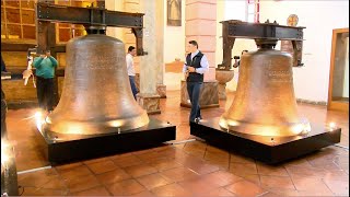 Campanas históricas regresan a Cuenca reposan en el Museo de la Catedral Antigua [upl. by Oniskey903]