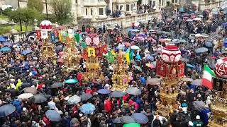 Festa SantAgata a Catania attesa per uscita carrozza del Senato [upl. by Fredkin]