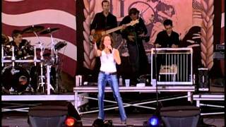 Martina McBride  Broken Wing Live at Farm Aid 2001 [upl. by Llehsyt]