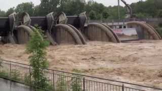 Hochwasser Österreich 2013 Dammbruch Salzburg Freilassing Saalach 2 [upl. by Gilford]