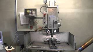 Gravieren mit Mach3  4 CNC Fräsmaschine Optimum BF46 Mill [upl. by Aitropal]