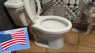 🇺🇸 US TOILET 4 🇺🇸  quotGERBER Close Coupled Toilet at Taco Bellquot [upl. by Bernardi555]