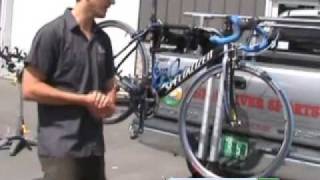 Inno INH301  INH302 Aero Light Hitch Bike Racks Review Video amp Demonstration [upl. by Yemiaj689]