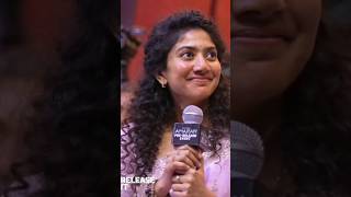 Saipallavi Damm look 😘🥰😘😘😍🥰💕saipallavi saipallavi4kstatus saipem youtubeshorts reels [upl. by Ylirama]