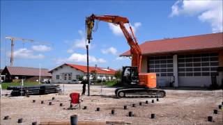 Pfahlgründung mit Hitachi ZX 225 im Landkeis Rosenheim [upl. by Lamek537]