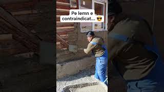 Pe lemn e contraindicat 😎goviral tencuiala lemn distractie viral romania [upl. by Nnylcaj]