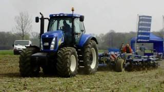 New Holland T 8040 in Aktion [upl. by Goto]