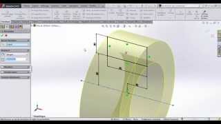 SolidWorks Tutorial 2  Bossage et Enlèvement de Matière par Révolution Débutant [upl. by Veleda]